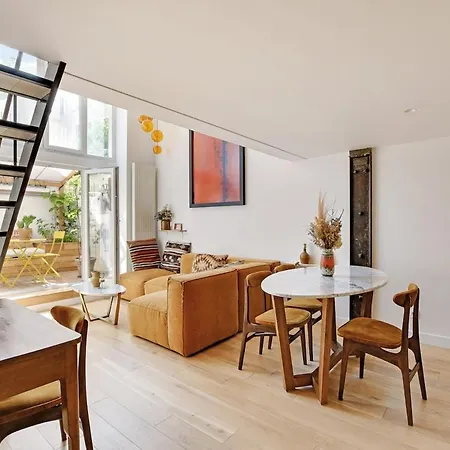 Bright Loft With Terrace - Belleville * Париж